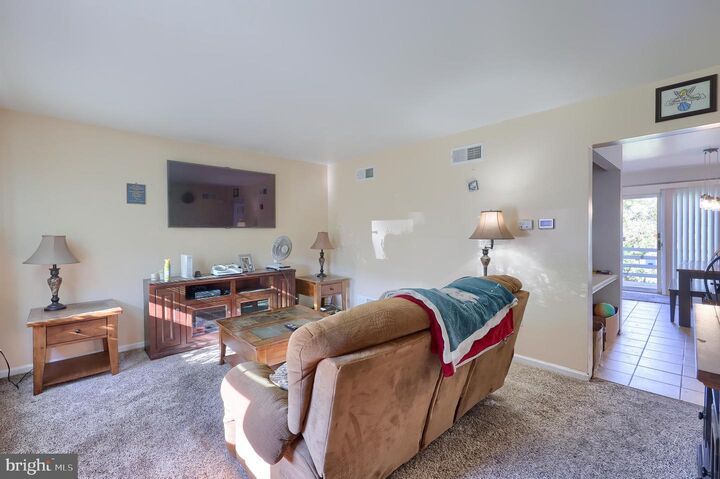 Property Photo: 245 Robin Hill Circle PA 17404