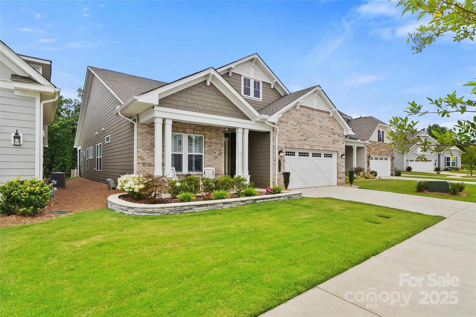 Property Photo: 1018 Lake Como Drive NC 28110