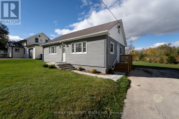 Property Photo:  220 Owen Sound Street  ON N0C 1C0 