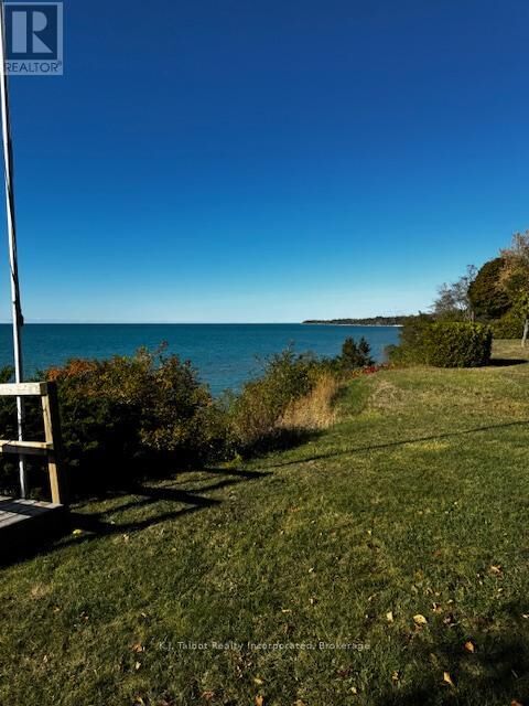 Property Photo: 72163 Lakeshore Drive North ON N0M 2T0