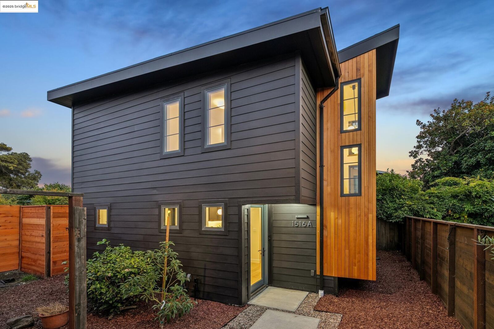 Property Photo: 1516 Blake St A CA 94703