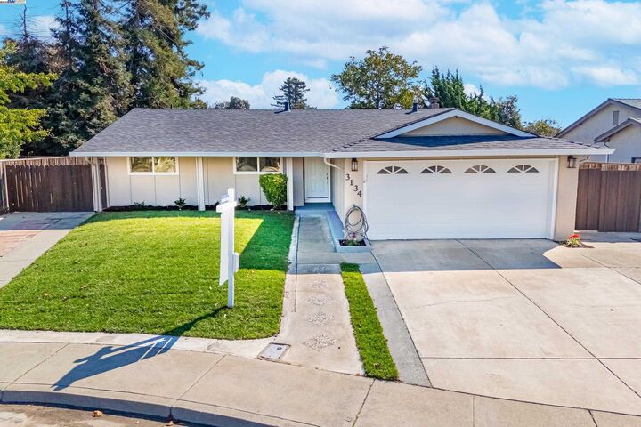 3134 Warwick Rd  Fremont CA 94555 photo
