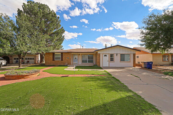Property Photo: 124 Serrania Drive TX 79932
