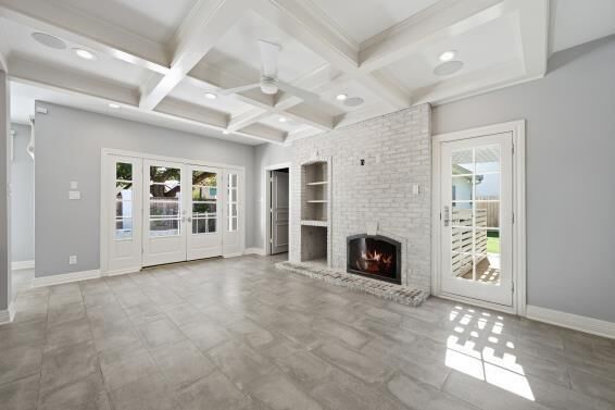 Property Photo:  2701 Centenary St  TX 77005 