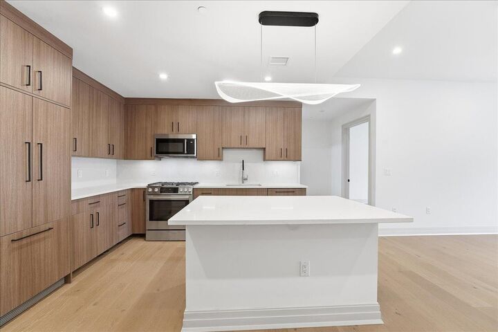 Property Photo: 921 Madison St 608 NJ 07030