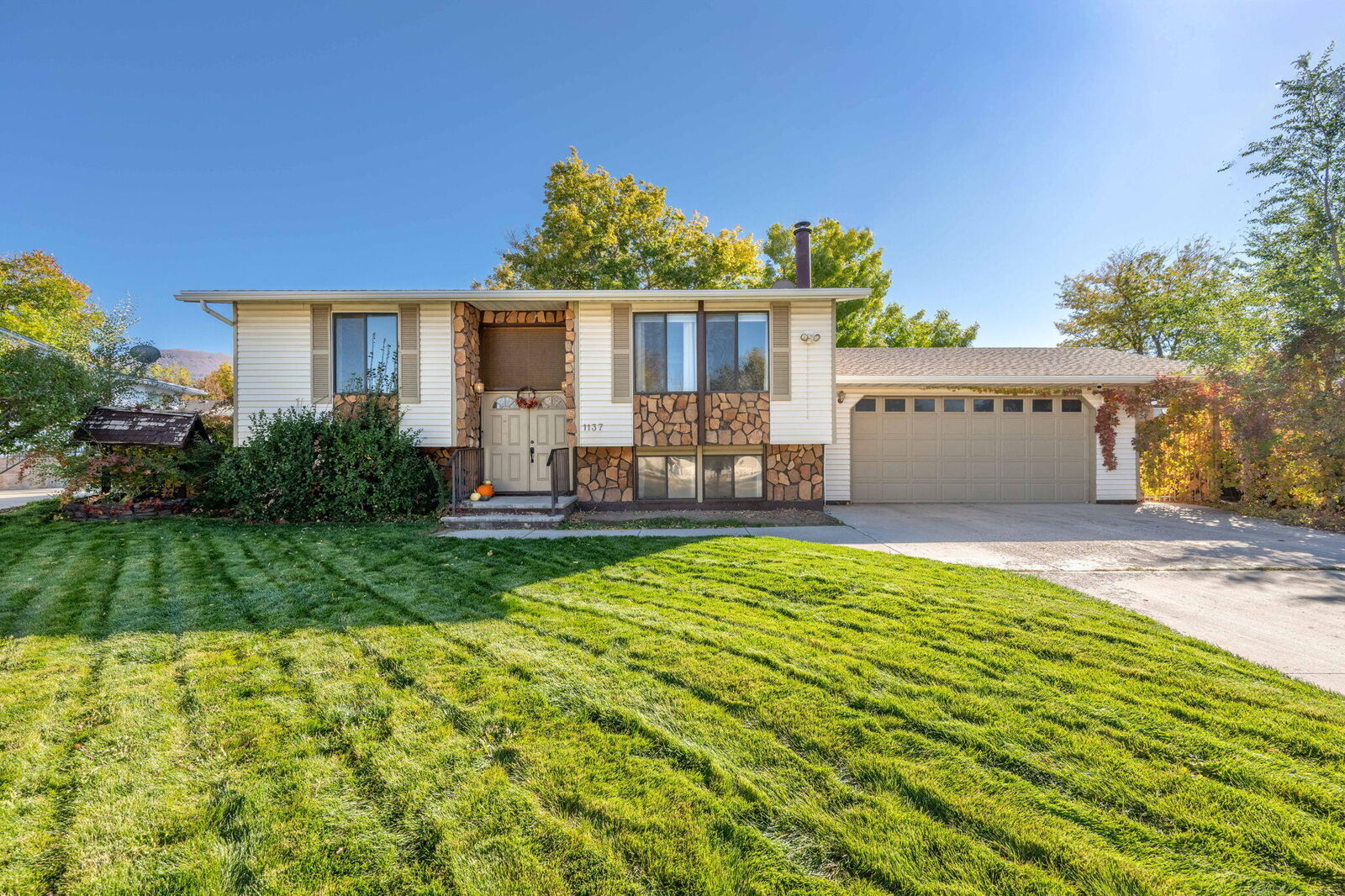 Property Photo:  1137 Brook Street St  UT 84721