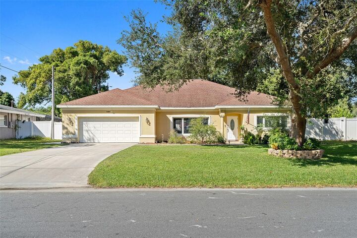 490 Woodland Drive  Largo FL 33771 photo