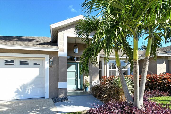 Property Photo: 4577 Country Manor Drive FL 34233