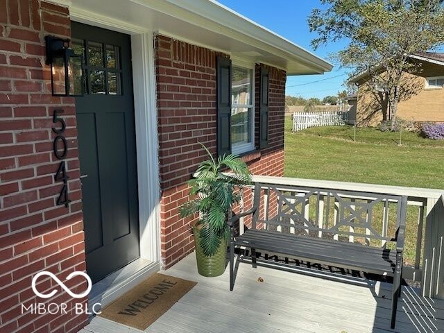 Property Photo: 5044 S Vine Street IN 47201