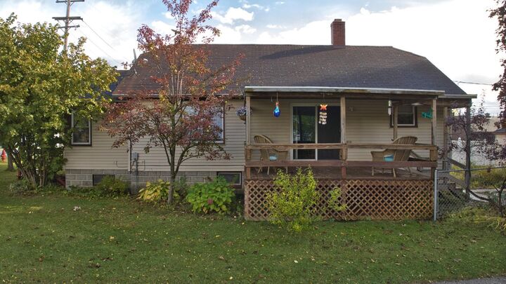 Property Photo: 23 Old Kawkawlin Road Road MI 48706