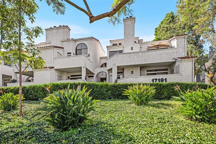 Property Photo:  17191 Corbina 110  CA 92649