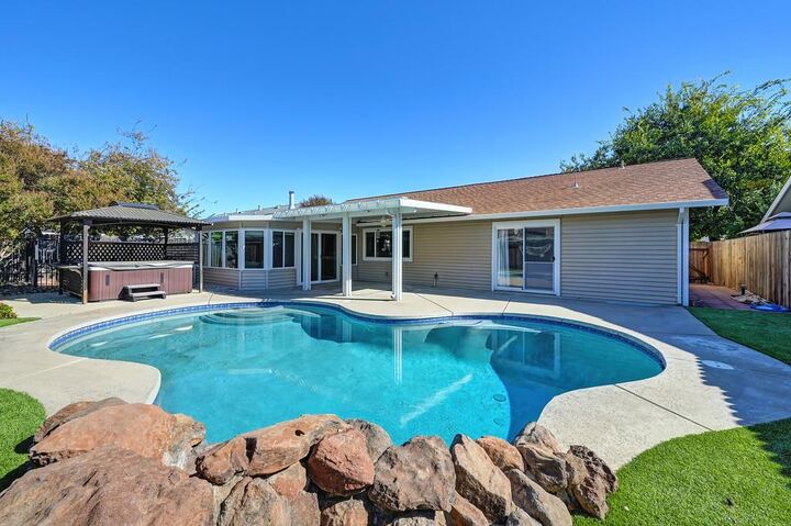 Property Photo:  9968 Falcon Meadow Drive  CA 95624 