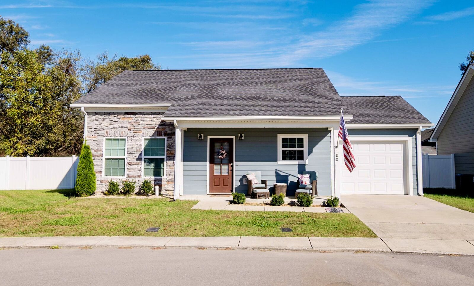 Property Photo:  180 Nichols Dr  TN 37190 