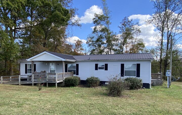 1141 Bakerton Rd  Red Boiling Springs TN 37150 photo