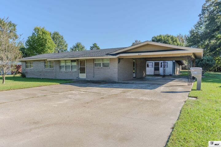 Property Photo: 2210 Highway 594 LA 71203