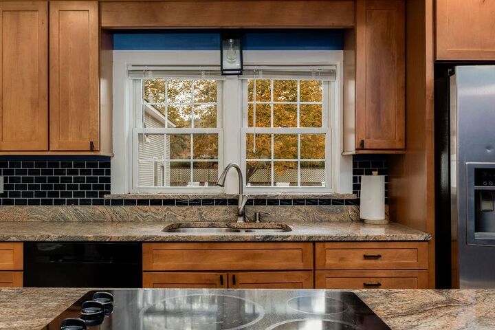 Property Photo:  27 Ash Street  VT 05001 