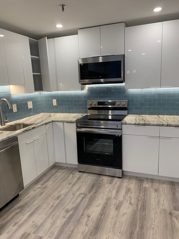 Property Photo:  3920 Mystic Valley Pkwy 505  MA 02155 