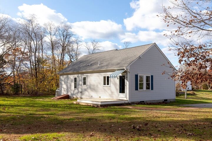 Property Photo: 130-R Billington St MA 02360