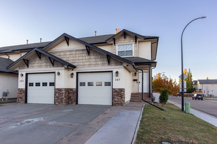 347 Addington Drive  Red Deer AB T4R 3H7 photo