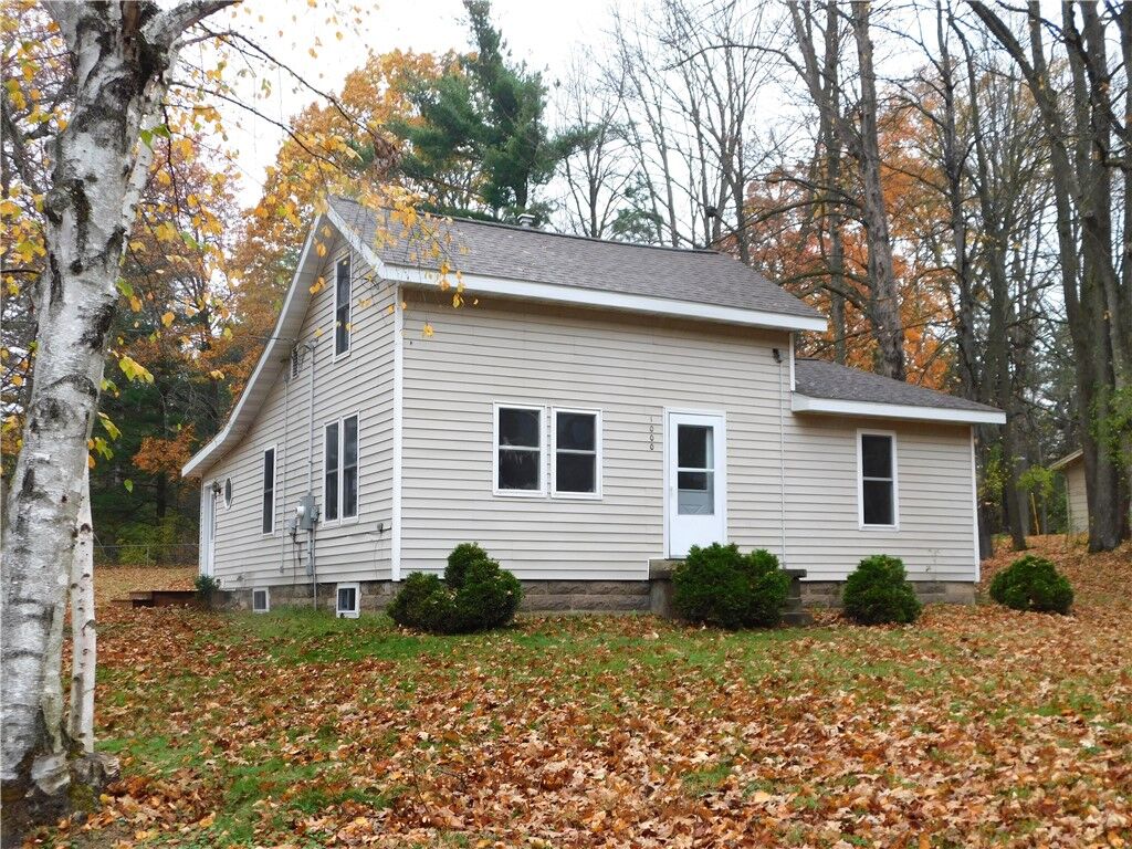 Property Photo:  1000 W 5th Street N  WI 54848 