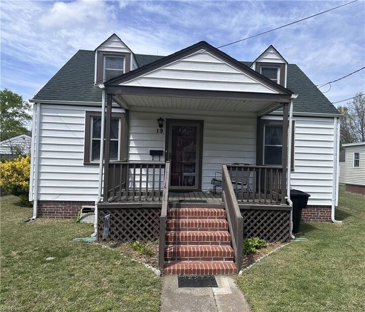 19 Ansell Ave  Portsmouth VA 23702 photo