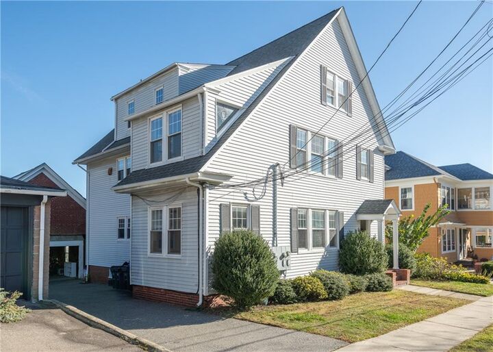 Property Photo:  62 Overhill Road  RI 02906