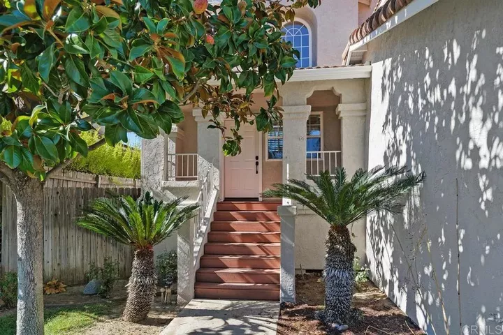 Property Photo: 44727 Calle Banuelos CA 92592