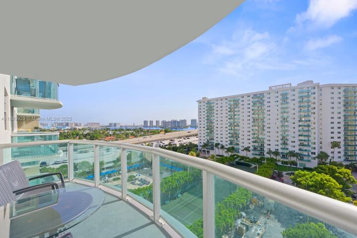 Property Photo:  19370 Collins Ave 916  FL 33160