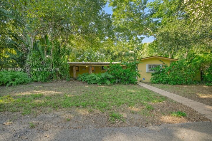Property Photo: 15000 Old Cutler Rd FL 33158