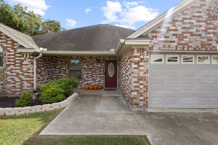 Property Photo:  775 Bridgeview St.  TX 77611
