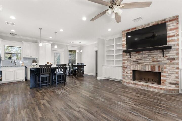 Property Photo:  8138 Kelsey Lane  LA 70647 