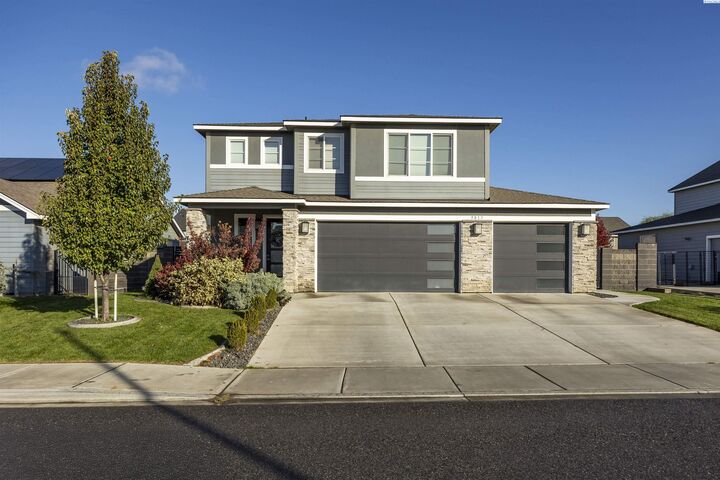 9813 Coho Ct  Pasco WA 99301 photo