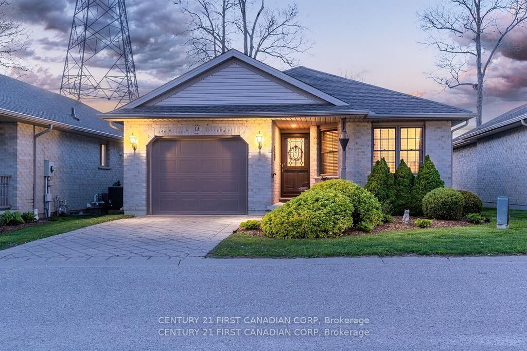 Property Photo:  410 Burwell Road 14  ON N5P 4N6