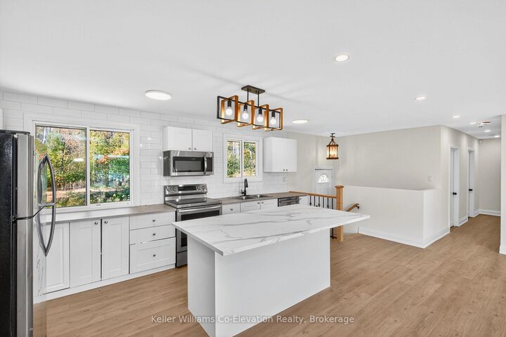 Property Photo:  556 Champlain Road  ON L9M 0C2
