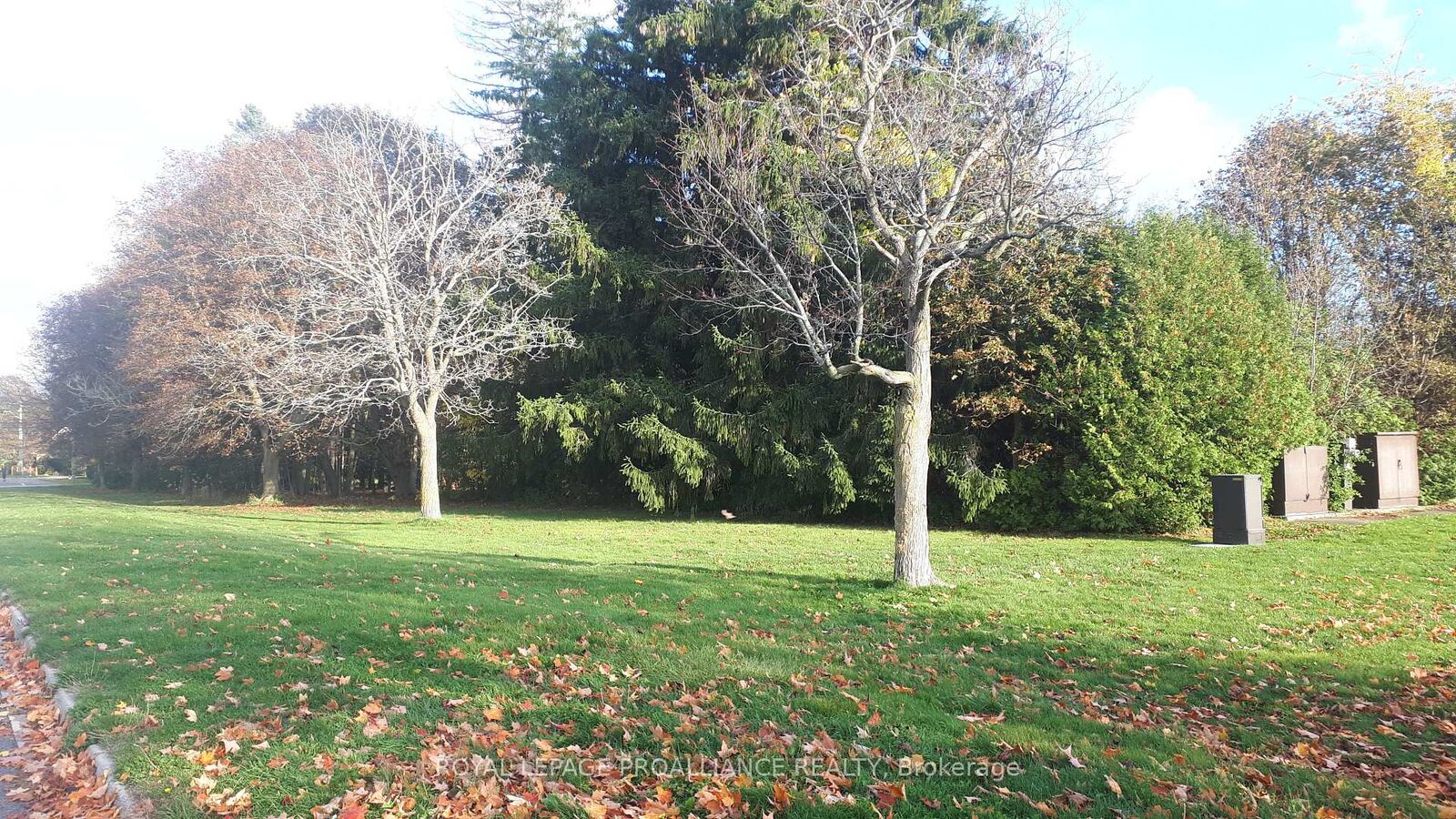 Property Photo: 198 Victoria Street N ON L1A 3N3