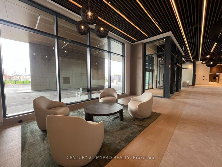 Property Photo:  15 Skyridge Drive 325  ON L6P 4S3