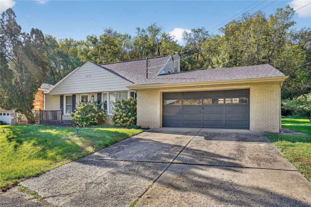 Property Photo:  546 Roseland Ave  PA 15214 