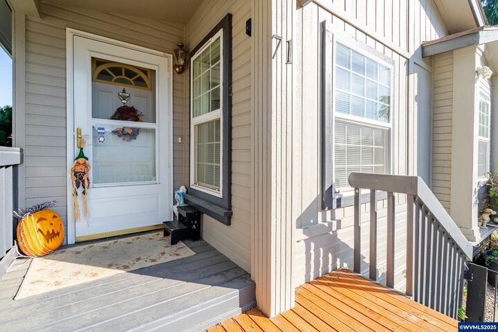 Property Photo: 38129 Weirich (#71) Dr 71 OR 97355