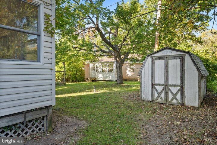 Property Photo:  1512 Lincoln Road  MD 20764 