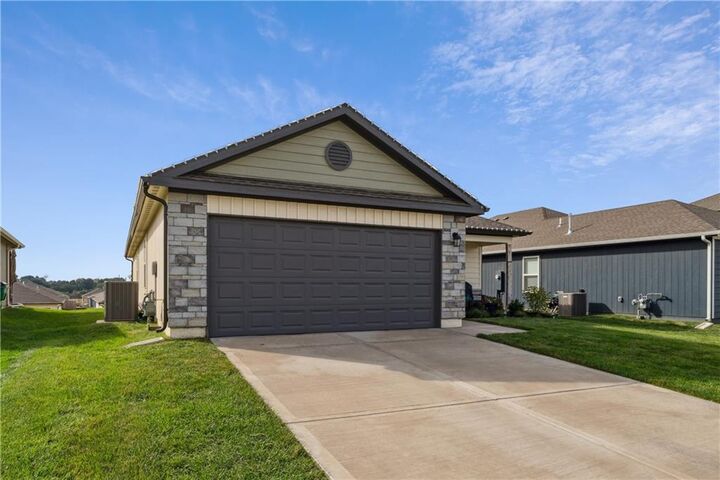 Property Photo:  20367 W 193rd Terrace  KS 66083