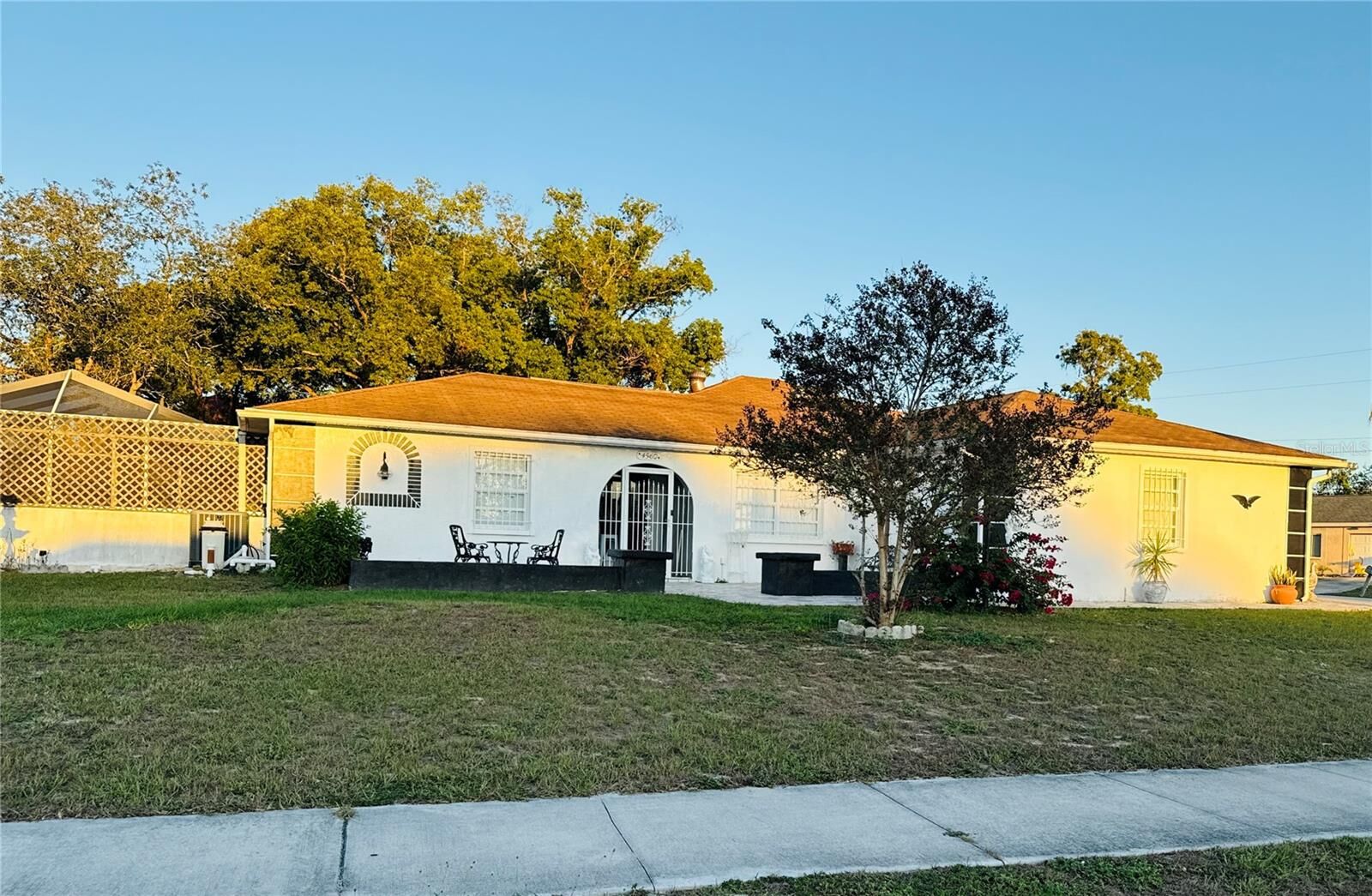 Property Photo:  4560 Lamson Avenue  FL 34608