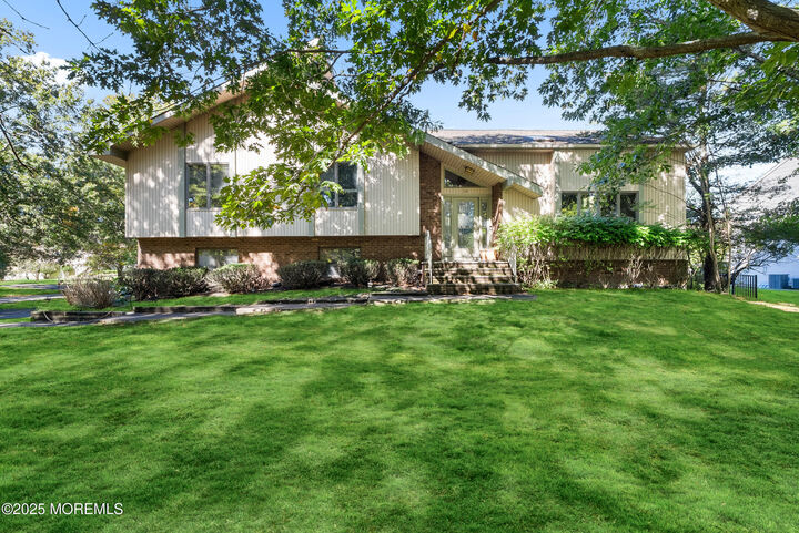 Property Photo:  10 Oak Tree Lane  NJ 07712