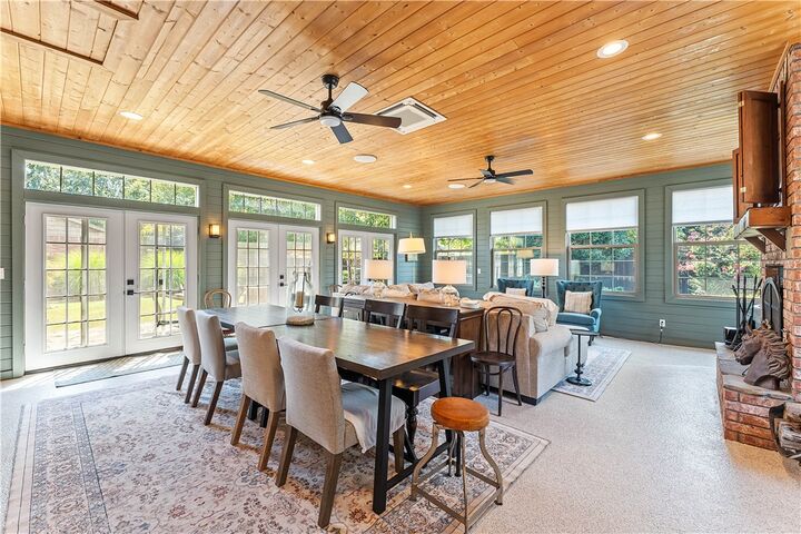 Property Photo:  5204 SW Ridge Mont Road  AR 72713