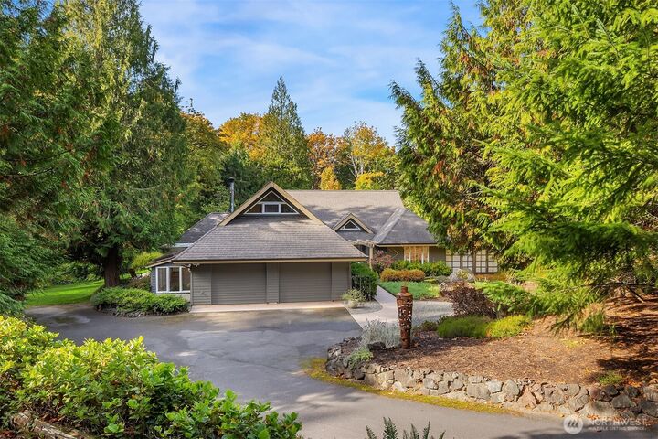 5815 NE Baker Hill Road  Bainbridge Island WA 98110 photo