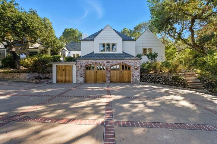 Property Photo:  23423 Toyonita Road  CA 94024