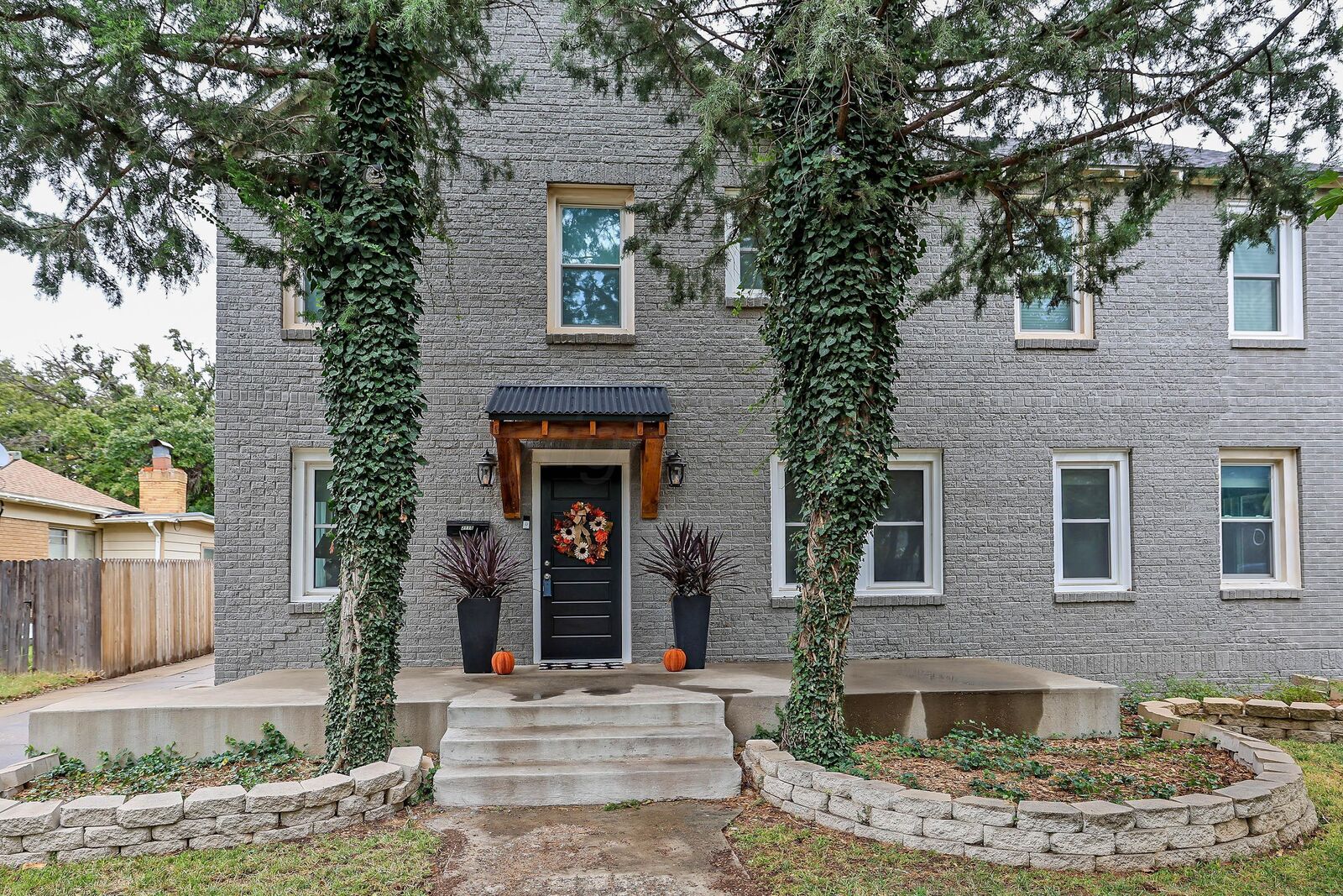 Property Photo:  2115 S Ong Street  TX 79109-2244 