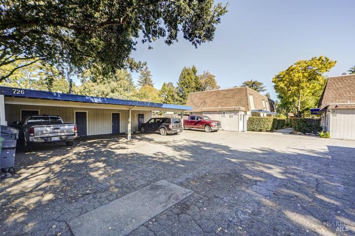 Property Photo:  726 Orchard Street  CA 95404