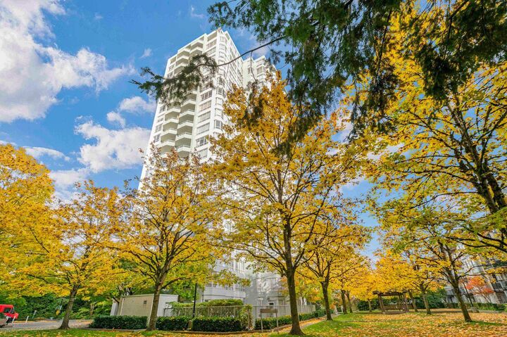 Property Photo:  10082 148 Street 503  BC V3R 0S3 