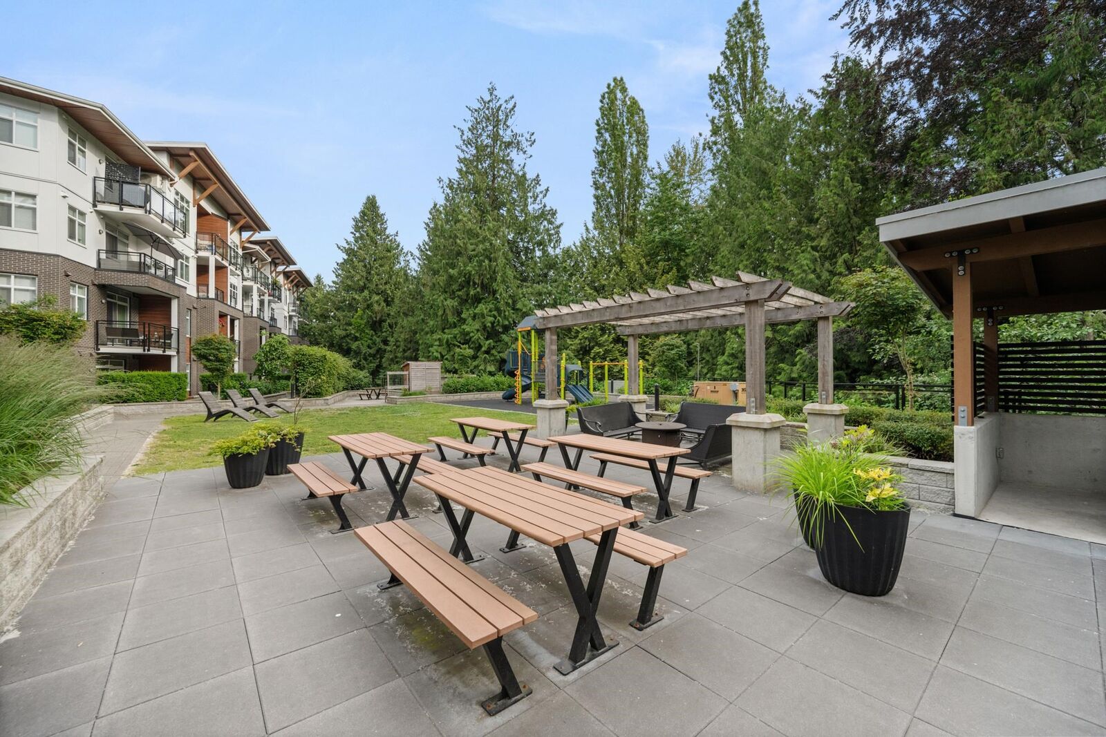 Property Photo: 5415 Brydon Crescent 424 BC V3A 0N4