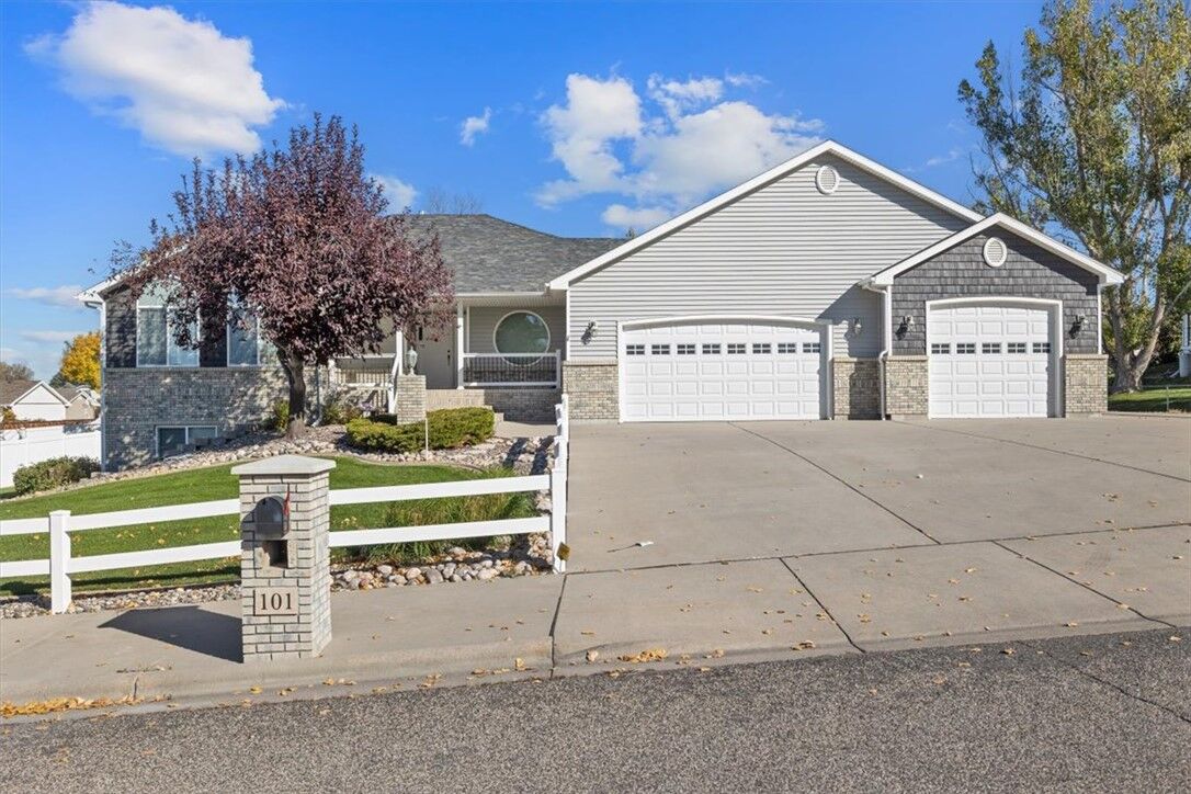 Property Photo:  101 Annandale Road  MT 59105